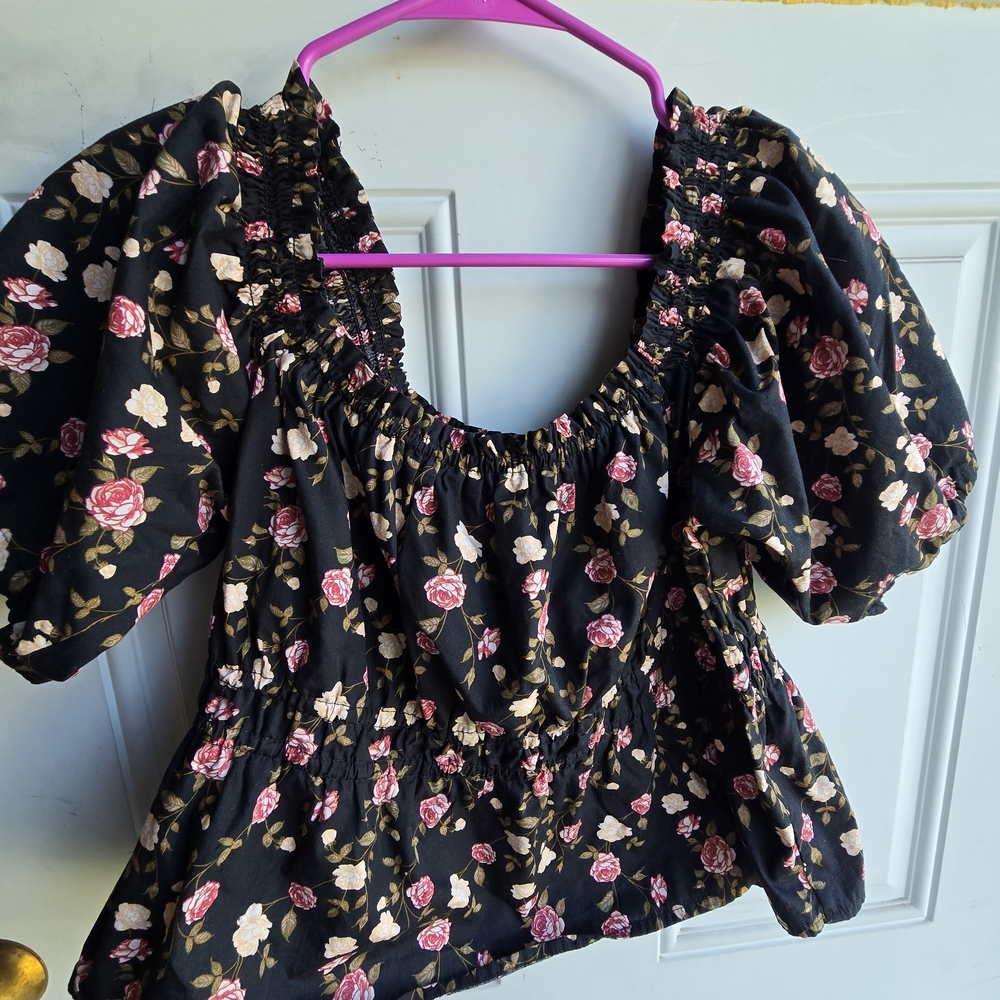Celebrity Pink Floral Black Crop Top